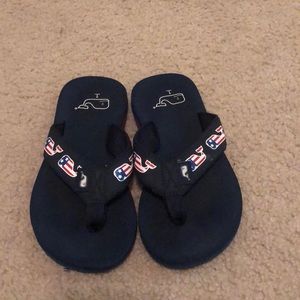 Kids vineyard vines size 1 flip flops